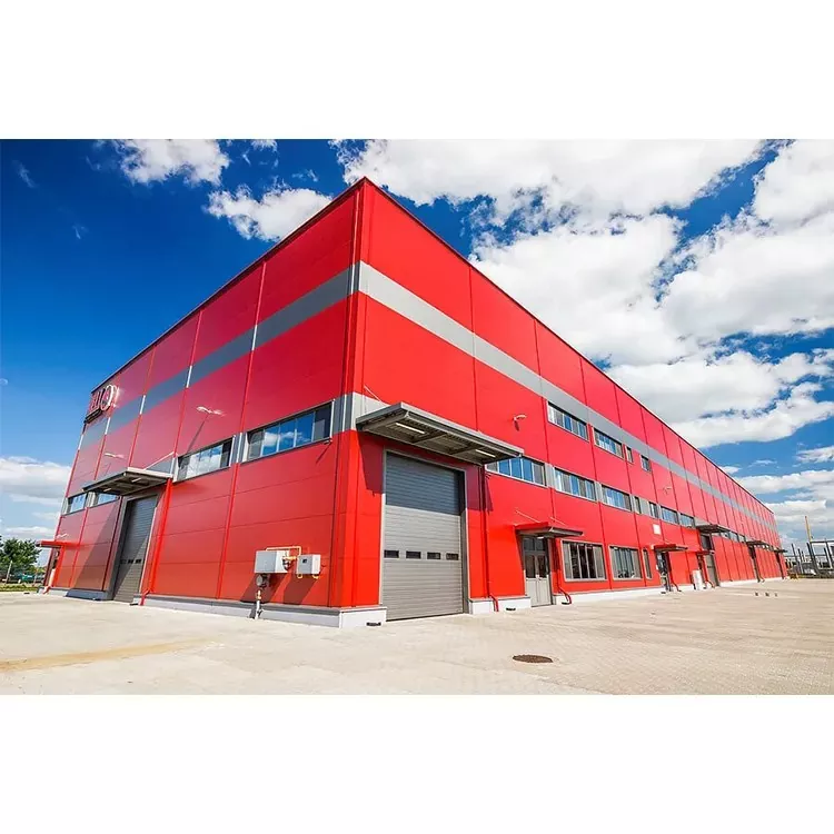 Večnadstropno skladišče jeklenih konstrukcij