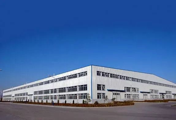 Večnadstropni jekleni logistični skladiščni center
