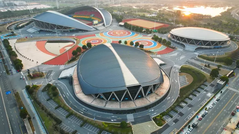 Priljubljena jeklena konstrukcija mednarodnega stadiona