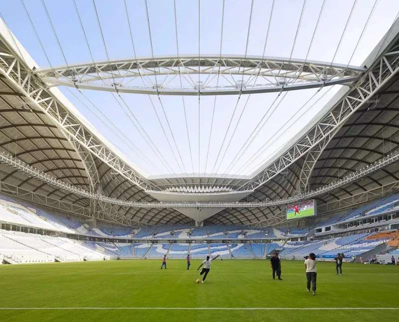 Konstrukcija jeklene konstrukcije stadiona