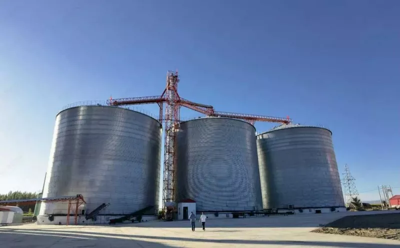 Silos za žito z jekleno konstrukcijo